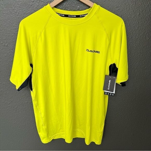 NWT Dakine water shirt in Lime | size M - Picture 1 of 9